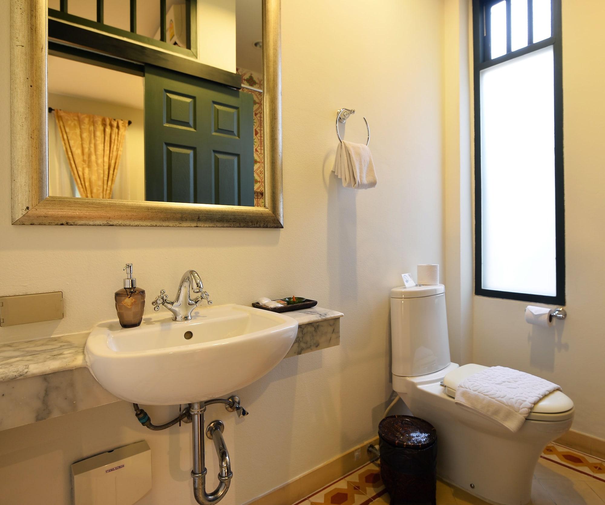 Baan Pra Nond Bed & Breakfast Bangkok Esterno foto